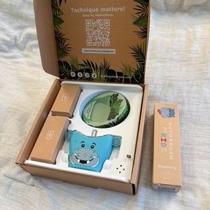 Autobrush - Harley the Hippo